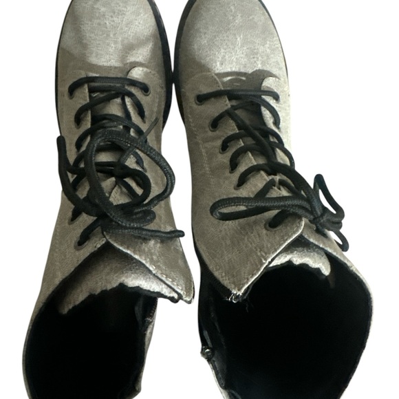 Very G, combat style boots - Picture 4 of 5